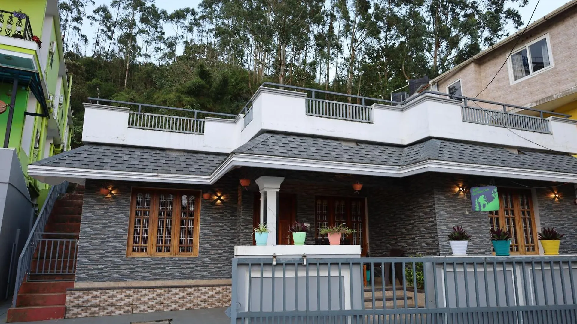Rijo Villa ムンナル インド