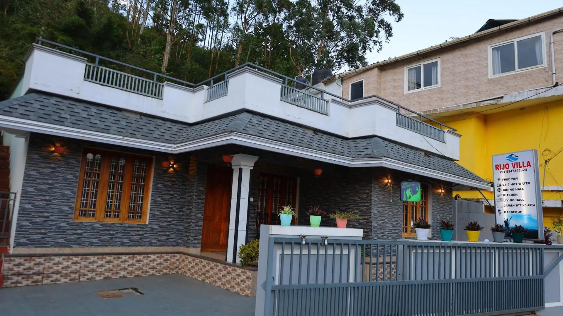 Rijo Villa ムンナル