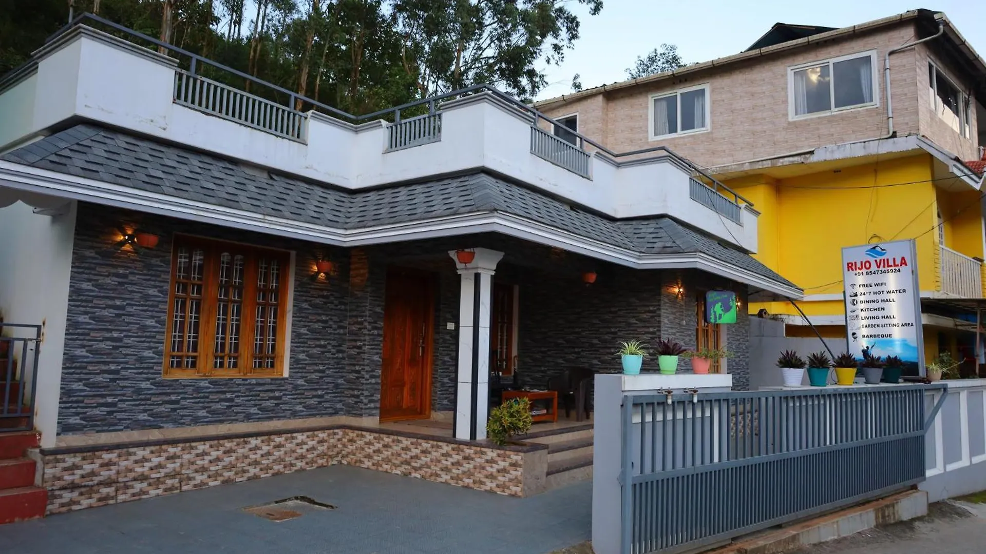 Rijo Villa ムンナル インド